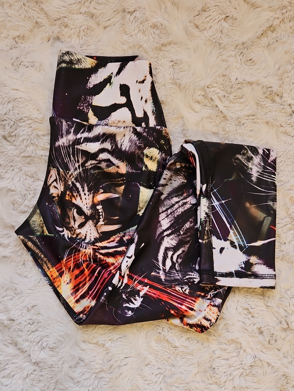 PROTOKOLO Athletic wear Leggings Multicolor Abstract Animal Print Size S/M - Picture 5 of 9